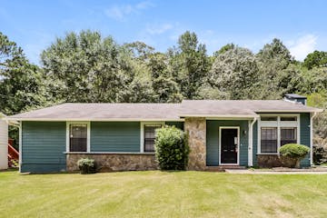 6373 Valley Dale Dr Riverdale, GA 30274
